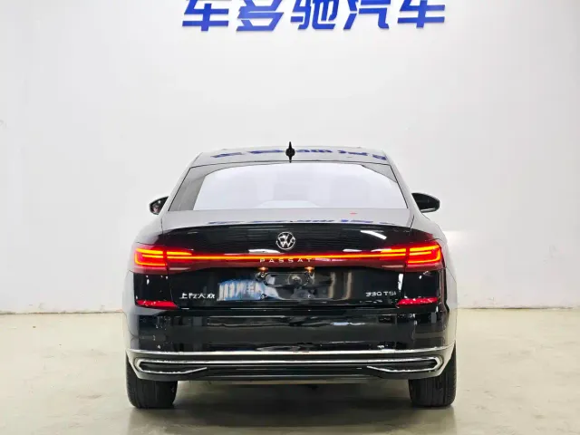 Volkswagen Passat — Фото автомобиля 6