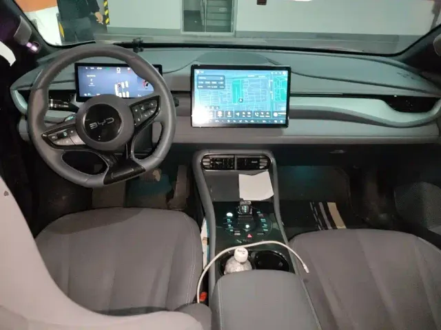 BYD Seal 06 GT — Фото автомобиля 5