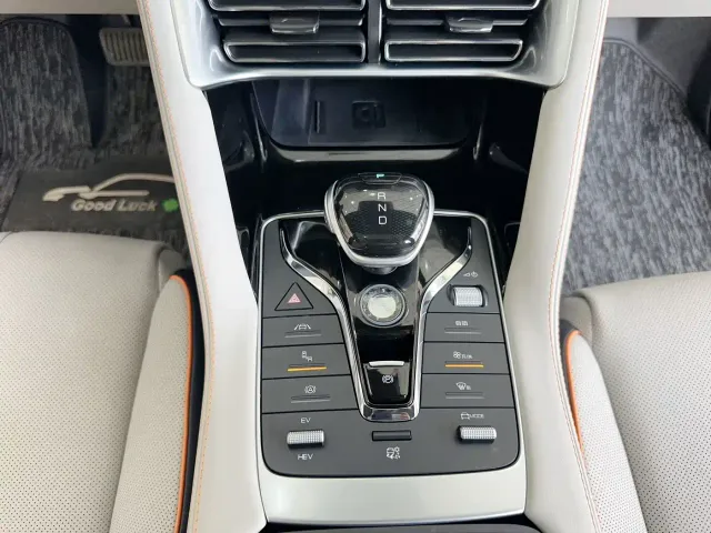 BYD Song PLUS — Фото автомобиля 18