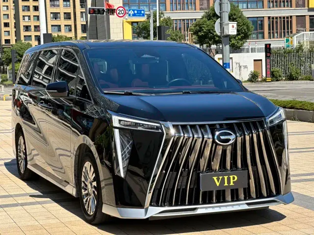 GAC Trumpchi M8 — Фото автомобиля 3