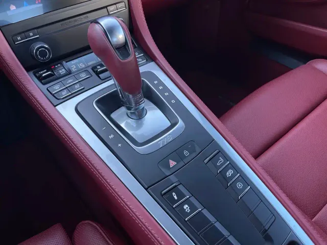 Porsche 718 — Фото автомобиля 16