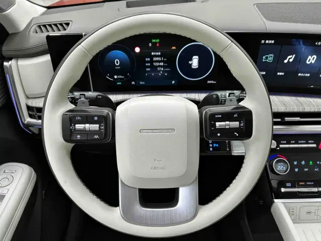 Hyundai Santa Fe — Фото автомобиля 8