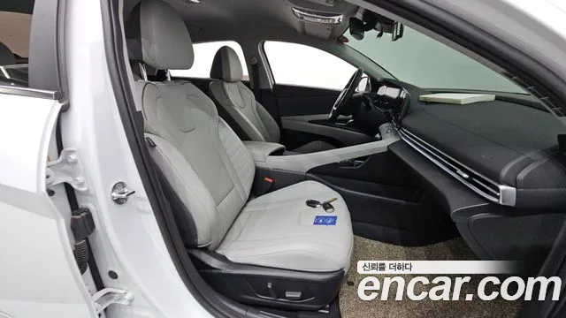Hyundai Avante CN7 — Фото автомобиля 12