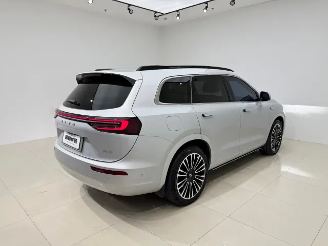 Aito M7 — Фото автомобиля 6
