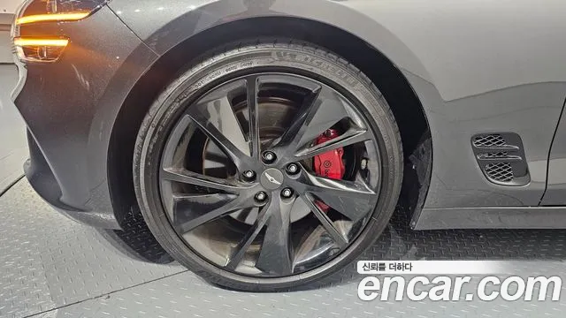 Genesis G70 — Фото автомобиля 5