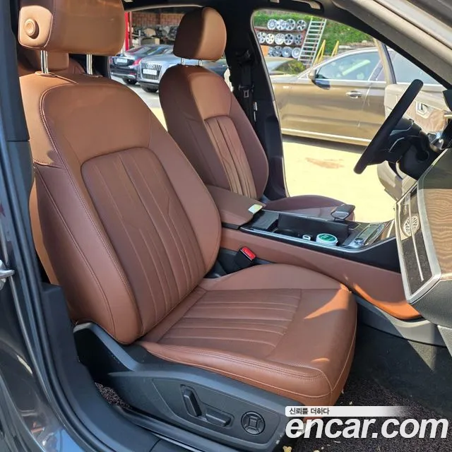 Audi A6 C8 — Фото автомобиля 11