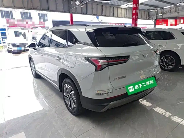 Wuling Starlight S — Фото автомобиля 4