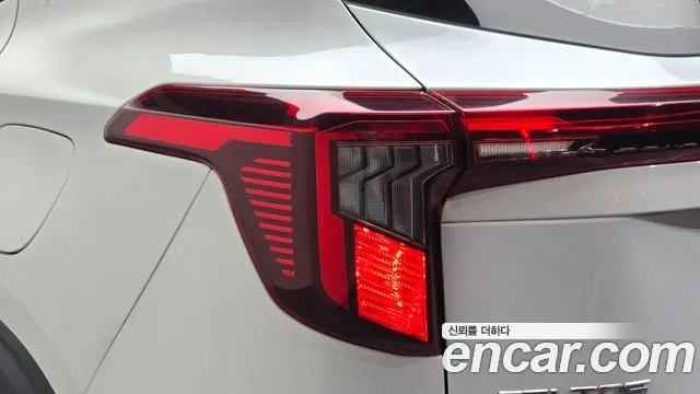 Kia Seltos New — Фото автомобиля 8
