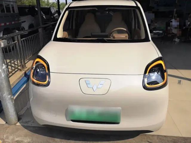 Wuling Hongguang Mini EV — Фото автомобиля 2