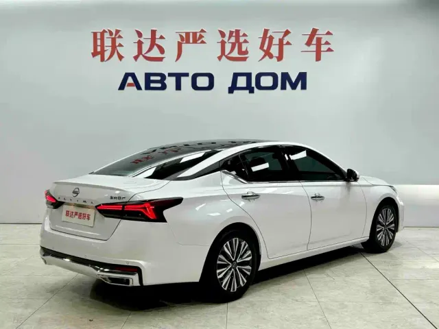 Nissan Teana — Фото автомобиля 6
