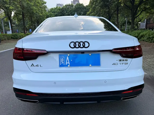 Audi A4L — Фото автомобиля 5