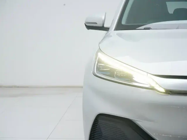 BYD Yuan PLUS — Фото автомобиля 13