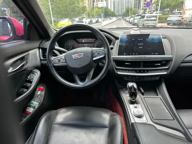 Cadillac CT5 — Фото автомобиля 8
