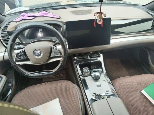 BYD Han — Фото автомобиля 5