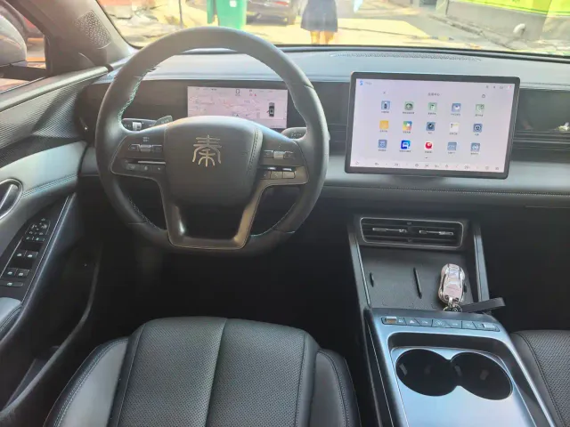 BYD Qin L — Фото автомобиля 14