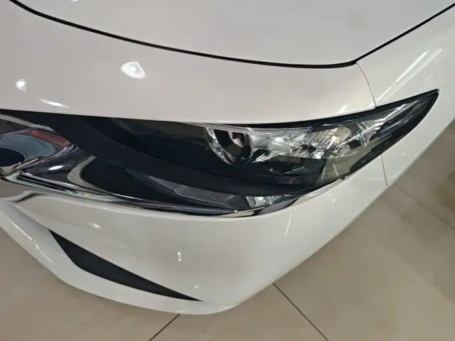 Mazda Axela — Фото автомобиля 23