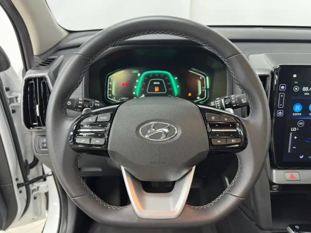 Hyundai ix35 — Фото автомобиля 12