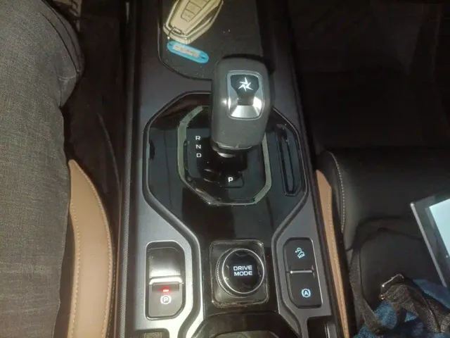 Geely ICON — Фото автомобиля 10