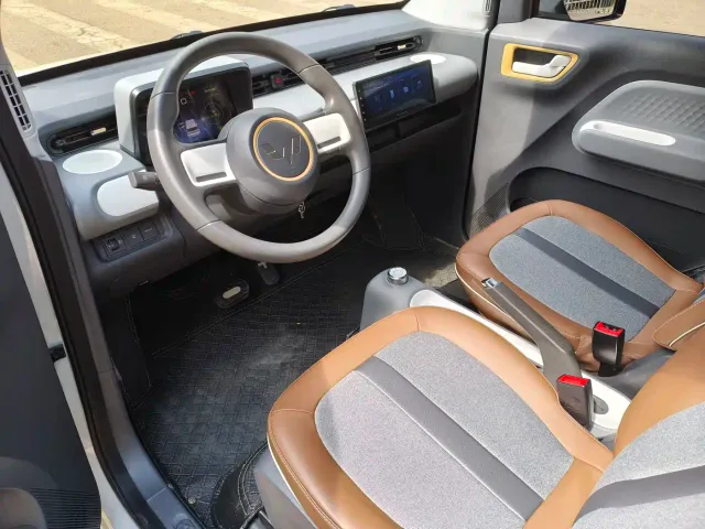 Wuling Hongguang Mini EV — Фото автомобиля 12