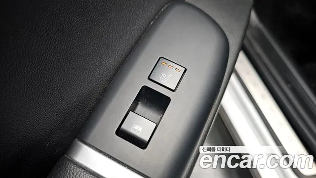 Hyundai Grandeur Grandeur (GN7) — Фото автомобиля 28