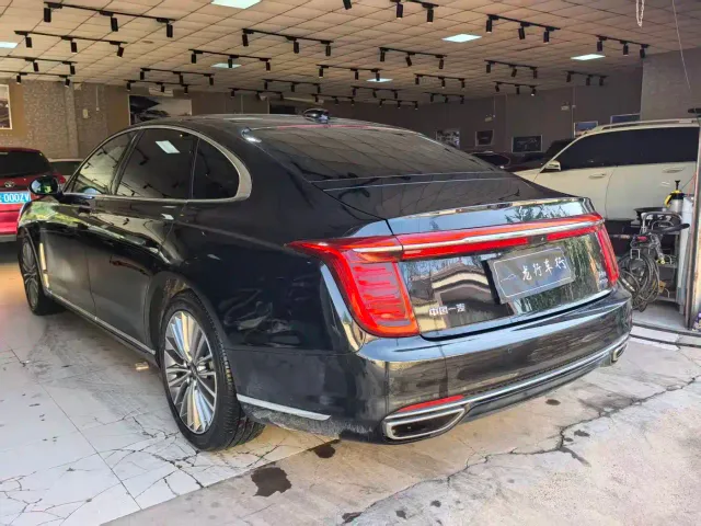 Hongqi H9 — Фото автомобиля 7