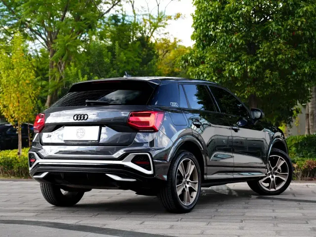 Audi Q2L — Фото автомобиля 14