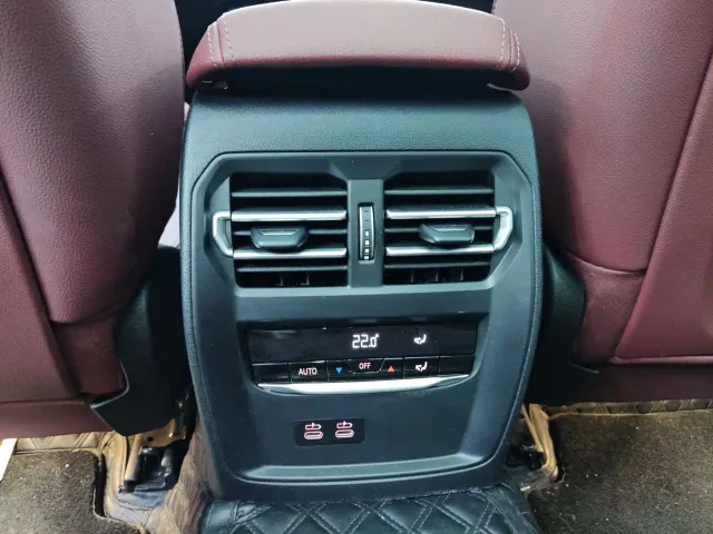 BMW 3 Series — Фото автомобиля 12