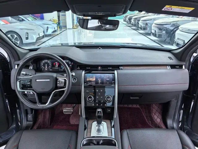 Land Rover Discovery Sport — Фото автомобиля 7