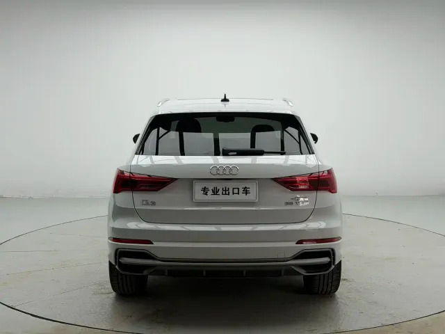 Audi Q3 — Фото автомобиля 4