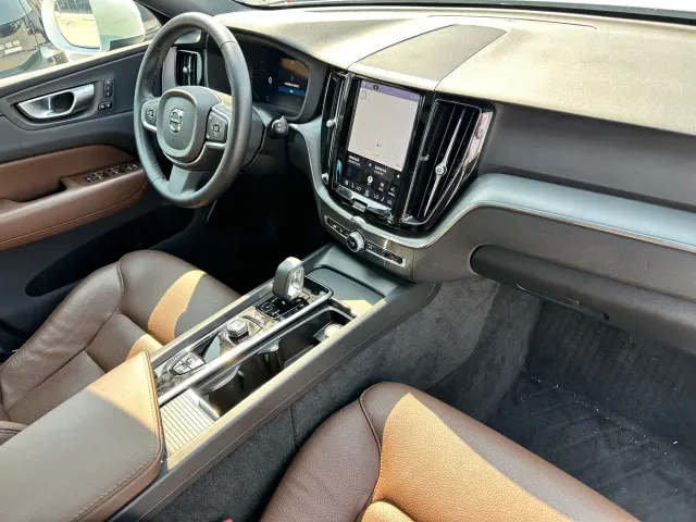 Volvo XC60 — Фото автомобиля 20