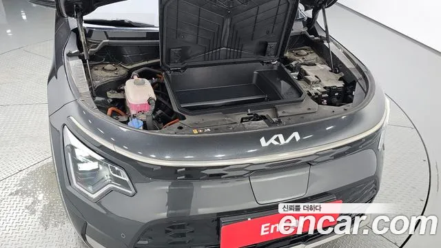 Kia Niro — Фото автомобиля 6