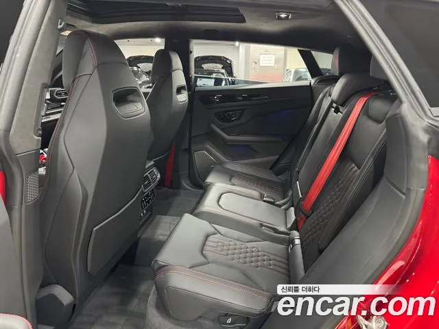 Lamborghini Urus — Фото автомобиля 13