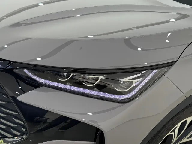 BYD Tang — Фото автомобиля 3