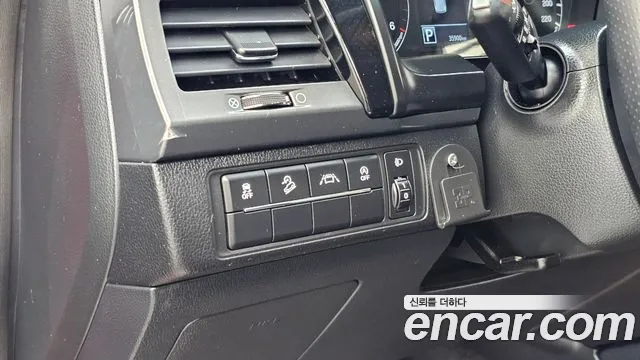 KG_Mobility_Ssangyong Rexton Новый Rexton Sport Khan Дизель 2.2 4WD — Фото автомобиля 15