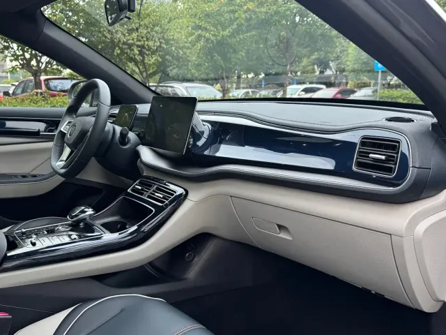 BYD Qin PLUS — Фото автомобиля 14