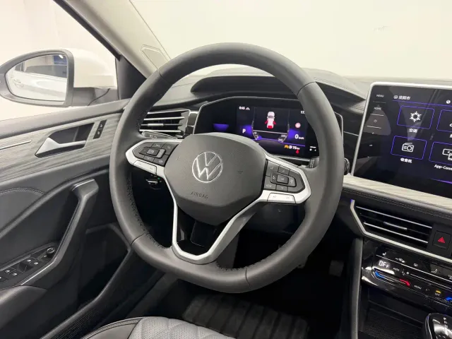 Volkswagen Sagitar — Фото автомобиля 12