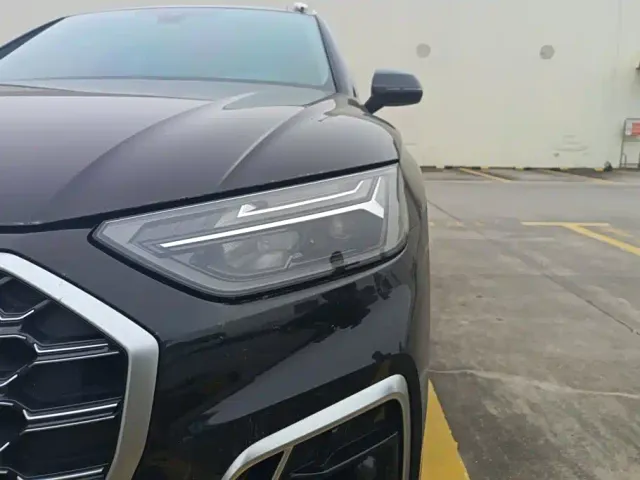 Audi Q5L — Фото автомобиля 5