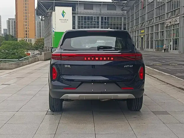 Skyworth Auto HT-i — Фото автомобиля 7