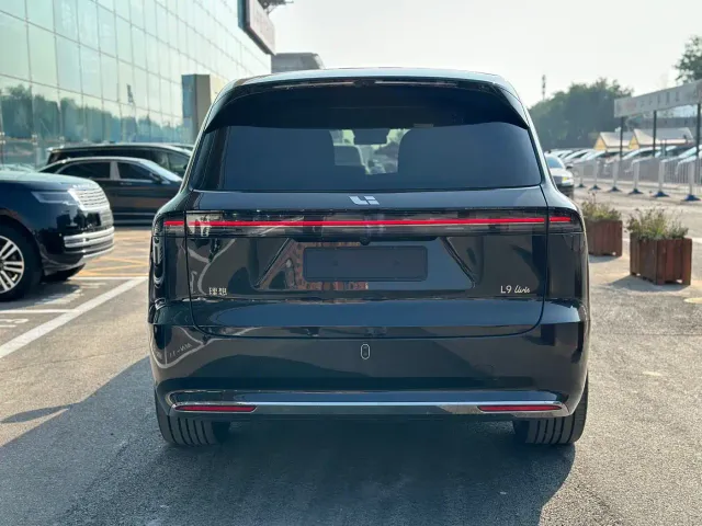 Li Auto L9 — Фото автомобиля 5