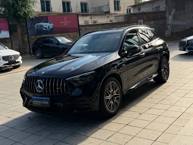 Фотография автомобиля — Mercedes-Benz GLC-Class AMG