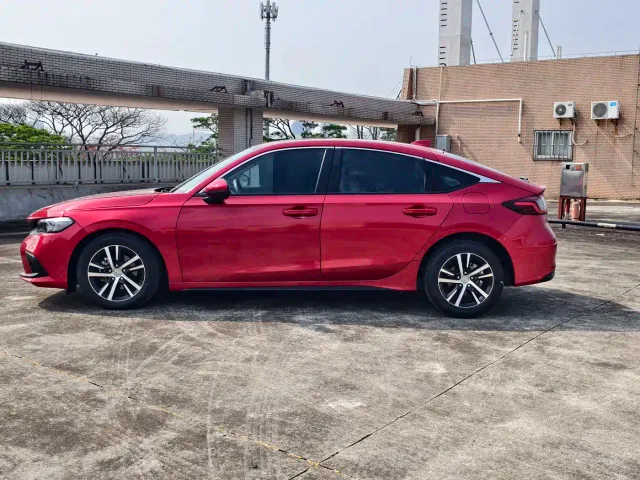 Honda Civic 2023 Model HATCHBACK 240TURBO CVT Extreme Edition — Фото автомобиля 3