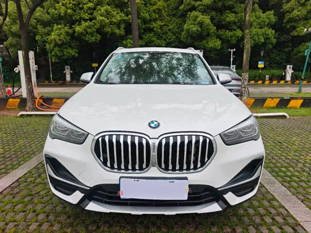 BMW X1 — Фото автомобиля 2