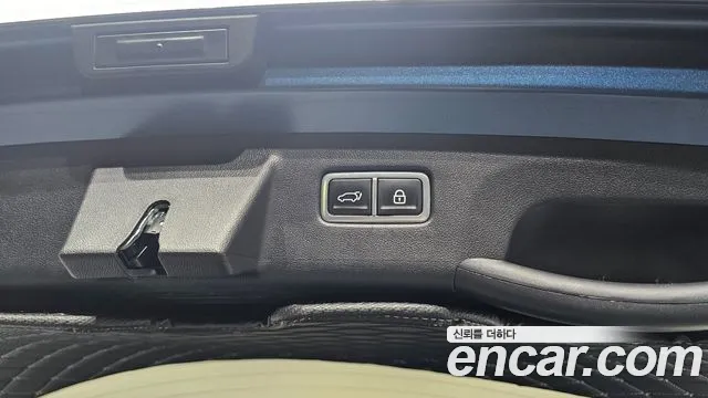 Kia Sorento Sorento 4-е поколение Бензин 2.5T 2WD — Фото автомобиля 20