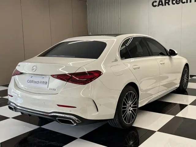 Mercedes-Benz C-Class — Фото автомобиля 5