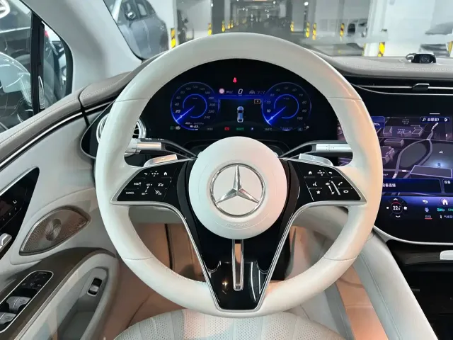Mercedes-Benz EQS — Фото автомобиля 15
