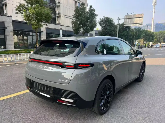 Leapmotor Lafa 5 — Фото автомобиля 7