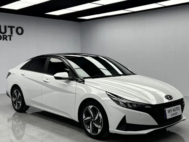 Hyundai Elantra — Фото автомобиля 3