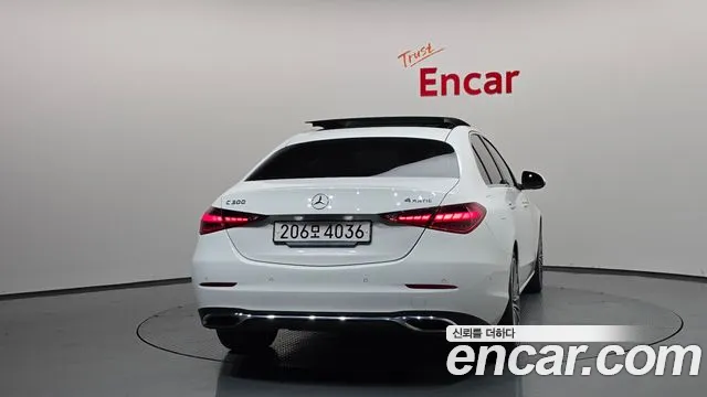 Mercedes-Benz C-Class — Фото автомобиля 4