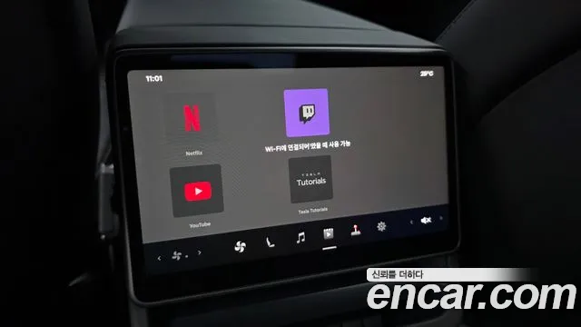 Tesla Model Y — Фото автомобиля 26