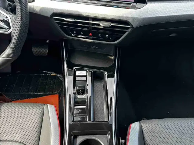 Volkswagen Lamando 2023 Lamando L 280TSI DSG Cool Edition — Фото автомобиля 11
